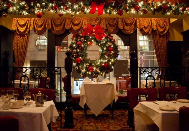 restaurant christmas dinner
